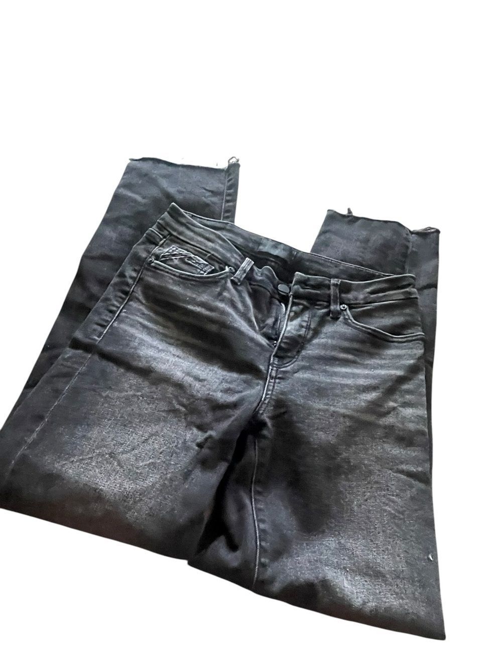 Buckle Women’s Skinny Jeans in Black Washed size 26
